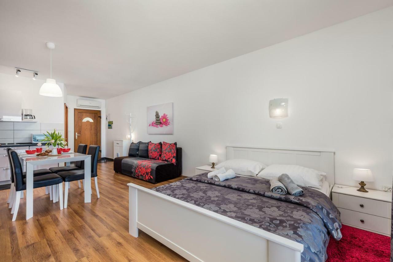 Apartments Davor Mošćenička Draga Eksteriør billede