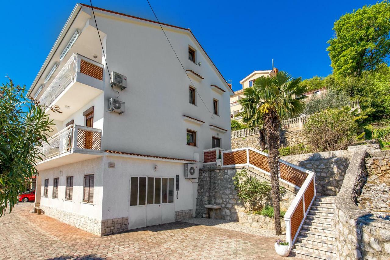 Apartments Davor Mošćenička Draga Eksteriør billede